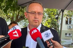 Hoti: Ka hapësirë për t’i dhënë vendit një President të pranueshëm për të gjithë, LDK e gatshme të kontribuojë Hoti: Ka hapësirë për t’i dhënë vendit një President të pranueshëm për të gjithë, LDK e gatshme të kontribuojë