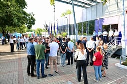 PDK para Qeverisë: Mesazhi ynë për deputetin Kurti është i qartë – Hiq dorë nga bllokada, mos e mbaj vendin në krizë për interesa politike PDK para Qeverisë: Mesazhi ynë për deputetin Kurti është i qartë – Hiq dorë nga bllokada, mos e mbaj vendin në krizë për interesa politike