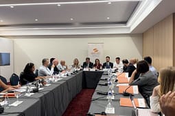 Shëndeti mendor në burgje mbetet sfidë, QKRMT dhe institucionet bëjnë thirrje për trajtim dinjitoz Shëndeti mendor në burgje mbetet sfidë, QKRMT dhe institucionet bëjnë thirrje për trajtim dinjitoz