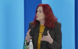 Hoxha: Kosova nuk do të jetë njësoj pas 16 shtatorit, vendi është në udhëkryqin më të madh që nga çlirimi e nga shpallja e pavarësisë Hoxha: Kosova nuk do të jetë njësoj pas 16 shtatorit, vendi është në udhëkryqin më të madh që nga çlirimi e nga shpallja e pavarësisë
