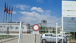 Shtetasi iranian kërkon azil në Kosovë Shtetasi iranian kërkon azil në Kosovë