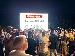 Në Drenas nis “Ora e Pritjes”, Lladrovci: Pritje për drejtësi Në Drenas nis “Ora e Pritjes”, Lladrovci: Pritje për drejtësi