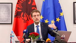 Hoxha: Shqipëria nuk kërkon rrugë të shkurtra drejt BE-së Hoxha: Shqipëria nuk kërkon rrugë të shkurtra drejt BE-së