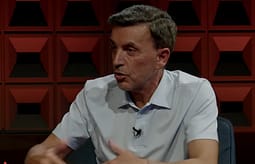 “Veç tre muajt e parë janë të vështirë”, Tolaj për burgun dhe kthimin e tij në universitet “Veç tre muajt e parë janë të vështirë”, Tolaj për burgun dhe kthimin e tij në universitet