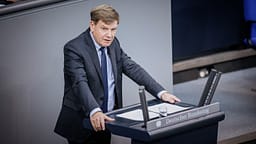 Gjermania kërkon rinisje të shpejtë të marrëdhënieve me Hungarinë pas largimit të Orbanit Gjermania kërkon rinisje të shpejtë të marrëdhënieve me Hungarinë pas largimit të Orbanit