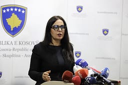 Mblidhet Grupi Parlamentar i LDK-së, Lushaku: Kërkesa jonë është që presidenti t’i takojë LDK-së Mblidhet Grupi Parlamentar i LDK-së, Lushaku: Kërkesa jonë është që presidenti t’i takojë LDK-së