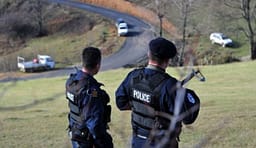 Kalojnë ilegalisht kufirin Serbi-Kosovë, ndalohet një kosovar dhe një malazez Kalojnë ilegalisht kufirin Serbi-Kosovë, ndalohet një kosovar dhe një malazez