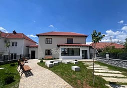Përurohet Shtëpia Muze e shkrimtarit Ymer Elshani Përurohet Shtëpia Muze e shkrimtarit Ymer Elshani