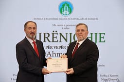 Pensionohet sekretari i përgjithshëm i BIK-ut, Ahmet ef. Sadriu Pensionohet sekretari i përgjithshëm i BIK-ut, Ahmet ef. Sadriu