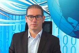 Propaganda serbe përdori një fëmijë për dezinformim, videoja e demanton; Kuçi: Kopje e regjimeve gjenocidale Propaganda serbe përdori një fëmijë për dezinformim, videoja e demanton; Kuçi: Kopje e regjimeve gjenocidale