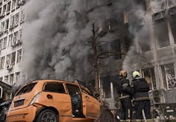 Rusia godet infrastrukturën digjitale të Ukrainës, sulme ndaj internetit dhe qendrave të të dhënave Rusia godet infrastrukturën digjitale të Ukrainës, sulme ndaj internetit dhe qendrave të të dhënave
