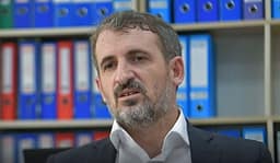 Vrasjet e fundit në Kosovë, Miftaraj kritikon Qeverinë: E kanë kthyer jetën në kronikë të zezë, jeta e njeriut vlen veç një votë në ditën e zgjedhjeve Vrasjet e fundit në Kosovë, Miftaraj kritikon Qeverinë: E kanë kthyer jetën në kronikë të zezë, jeta e njeriut vlen veç një votë në ditën e zgjedhjeve