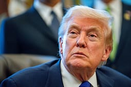 Trump për liderin e ri suprem të Iranit: U plagos shumë rëndë, por s’mendoj se ka vdekur Trump për liderin e ri suprem të Iranit: U plagos shumë rëndë, por s’mendoj se ka vdekur