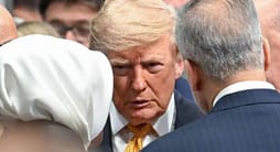 Trumpi pranon ftesën për Slloveni, Jansa e fton për vizitë në vendin e Melanias Trumpi pranon ftesën për Slloveni, Jansa e fton për vizitë në vendin e Melanias