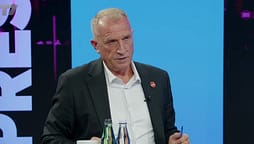 Gjykimi nga UNMIK-u, Latif Gashi tregon si iu përgjigj një rusi kur e pyeti sa policë dhe ushtarë serbë ka vrarë Gjykimi nga UNMIK-u, Latif Gashi tregon si iu përgjigj një rusi kur e pyeti sa policë dhe ushtarë serbë ka vrarë
