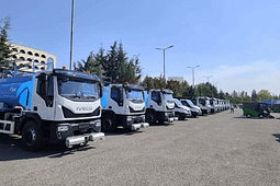 Shkupi dhe dhjetë komuna tjera bëhen me 49 automjete të reja për mirëmbajtje të pastërtisë publike Shkupi dhe dhjetë komuna tjera bëhen me 49 automjete të reja për mirëmbajtje të pastërtisë publike