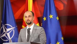 Orhan Murtezani merr detyrën e Ambasadorit dhe Përfaqësuesit të Përhershëm të Maqedonisë së Veriut në NATO Orhan Murtezani merr detyrën e Ambasadorit dhe Përfaqësuesit të Përhershëm të Maqedonisë së Veriut në NATO