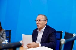 Një muaj nga verdikti, Hamza pret lirimin e krerëvë të UÇK: 16 shtatori duhet të jetë dita kur mbyllet kapitulli i dhimbshëm i lirisë Një muaj nga verdikti, Hamza pret lirimin e krerëvë të UÇK: 16 shtatori duhet të jetë dita kur mbyllet kapitulli i dhimbshëm i lirisë
