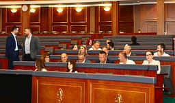 PDK mirëpret vendimin e Kushtetueses: Kuvendi të mblidhet dhe të votojë ndryshimet për Specialen PDK mirëpret vendimin e Kushtetueses: Kuvendi të mblidhet dhe të votojë ndryshimet për Specialen