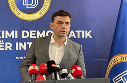 Osmani: VLEN-i u krijua nga një dorë e jashtme, është koalicion pa projekt të përbashkët Osmani: VLEN-i u krijua nga një dorë e jashtme, është koalicion pa projekt të përbashkët