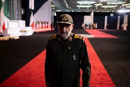 CNN: Komentet e zyrtarit të lartë, shenjë e re e gatishmërisë së Iranit për të kaluar në ofensivë CNN: Komentet e zyrtarit të lartë, shenjë e re e gatishmërisë së Iranit për të kaluar në ofensivë