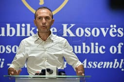 Mustafa: Albin Kurti i ka marrë peng institucionet, të kthehet në Kuvend sepse durimi qytetar po merr fund Mustafa: Albin Kurti i ka marrë peng institucionet, të kthehet në Kuvend sepse durimi qytetar po merr fund