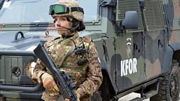 ‘‘KFOR i rëndësishëm’’, Zvicra planifikon të rrisë numrin e ushtarëve në Kosovë, thotë ambasadorja zvicerane në Serbi ‘‘KFOR i rëndësishëm’’, Zvicra planifikon të rrisë numrin e ushtarëve në Kosovë, thotë ambasadorja zvicerane në Serbi