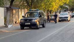 Policia e Tiranës në aksion, arrestohen 8 persona të kërkuar për krime të ndryshme Policia e Tiranës në aksion, arrestohen 8 persona të kërkuar për krime të ndryshme