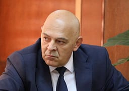 Gjini – Kurtit në letër: Ofruam ndihmë për themelimin e institucioneve, s’morëm asnjë përgjigje për gjashtë kërkesat tona Gjini – Kurtit në letër: Ofruam ndihmë për themelimin e institucioneve, s’morëm asnjë përgjigje për gjashtë kërkesat tona