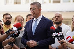 Mickoski: Në Shkollën e Mesme të Policisë do të ketë paralele në gjuhën shqipe, interesimi është i ulët Mickoski: Në Shkollën e Mesme të Policisë do të ketë paralele në gjuhën shqipe, interesimi është i ulët