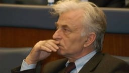 Eqrem Kryeziu varroset sot, ceremonia nis në orën 16:25 Eqrem Kryeziu varroset sot, ceremonia nis në orën 16:25