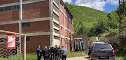 Trepça jep detaje për minatorët e ngujuar, thuhet se për dy orë pritet të evakuohen Trepça jep detaje për minatorët e ngujuar, thuhet se për dy orë pritet të evakuohen
