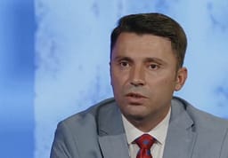 Përplasja Rrustemi-Behrami: Po e fsheh që gjetja e varrezave masive në Veri s’do te ishte e mundur pa ndryshimin e situatës Përplasja Rrustemi-Behrami: Po e fsheh që gjetja e varrezave masive në Veri s’do te ishte e mundur pa ndryshimin e situatës