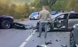 Aksident në në rrugën Prishtinë–Gjilan, tre të lënduar Aksident në në rrugën Prishtinë–Gjilan, tre të lënduar