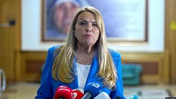 Kadrijaj: Kurti i fton partitë politike për të diskutuar për zgjidhje, por në fakt po e imponon agjendën e vet dhe kushtet e veta Kadrijaj: Kurti i fton partitë politike për të diskutuar për zgjidhje, por në fakt po e imponon agjendën e vet dhe kushtet e veta