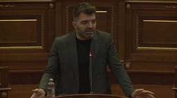 Sadiku: Vetëvendosje po e shkel me paramendim Kushtetutën Sadiku: Vetëvendosje po e shkel me paramendim Kushtetutën
