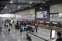 Më pak fluturime dhe më pak udhëtarë, trafiku ajror në Kosovë bie për 5.7 për qind Më pak fluturime dhe më pak udhëtarë, trafiku ajror në Kosovë bie për 5.7 për qind