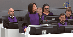 Kryeprokurorja me akuza ndaj Thaçit në Hagë: Formoi grupe për të ndikuar te dëshmitarët Kryeprokurorja me akuza ndaj Thaçit në Hagë: Formoi grupe për të ndikuar te dëshmitarët
