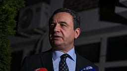 Kurti takon përfaqësuesit e komuniteteve: Kemi 74 vota për president Kurti takon përfaqësuesit e komuniteteve: Kemi 74 vota për president
