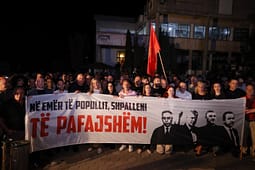“Ora e Pritjes” nis numërimin mbrapsht edhe në Deçan, ora e lirisë për çlirimtarët “Ora e Pritjes” nis numërimin mbrapsht edhe në Deçan, ora e lirisë për çlirimtarët