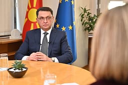 Sllaveski: Paga minimale bruto në Maqedoni ka fuqi blerëse më të lartë se në shtatë vende të BE-së Sllaveski: Paga minimale bruto në Maqedoni ka fuqi blerëse më të lartë se në shtatë vende të BE-së