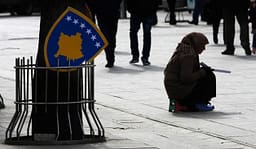 Jeta u shtrenjtua, paratë u tkurrën: Goditja në xhepin e kosovarëve Jeta u shtrenjtua, paratë u tkurrën: Goditja në xhepin e kosovarëve