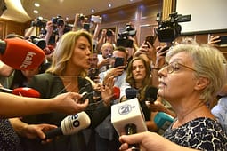 Gërvalla: Nuk zmbrapsemi, nuk dorëzohemi, nuk ndalemi Gërvalla: Nuk zmbrapsemi, nuk dorëzohemi, nuk ndalemi