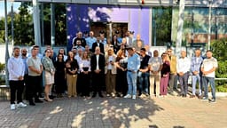 PDK dhe Aleanca në protestë para Qeverisë: Kurti po e mban peng shtetin PDK dhe Aleanca në protestë para Qeverisë: Kurti po e mban peng shtetin