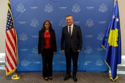 Prattipati takon kryeprokurorin e Prokurorisë Speciale, Isufajn – për të dytën herë brenda shtatorit Prattipati takon kryeprokurorin e Prokurorisë Speciale, Isufajn – për të dytën herë brenda shtatorit