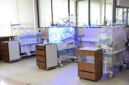 Mbi 4 mijë foshnja të testuara, skriningu neonatal zgjerohet në Kosovë Mbi 4 mijë foshnja të testuara, skriningu neonatal zgjerohet në Kosovë