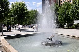 Mot i nxehtë të hënën, temperaturat deri në 34 gradë Celsius Mot i nxehtë të hënën, temperaturat deri në 34 gradë Celsius