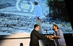 Kurti ndan çmimin për filmin më të mirë në garën kombëtare të DokuFEST-it Kurti ndan çmimin për filmin më të mirë në garën kombëtare të DokuFEST-it