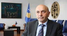 Isa Mustafa për Expres: 6 deputetët e LDK mbajtën qëndrim dinjitoz e të drejtë, s’u bënë pjesë e veprimeve që nënshtrojnë partinë Isa Mustafa për Expres: 6 deputetët e LDK mbajtën qëndrim dinjitoz e të drejtë, s’u bënë pjesë e veprimeve që nënshtrojnë partinë
