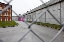 Qeveria ndan 200 mijë euro për blerjen e një gjeneratori për Burgun e Sigurisë së Lartë Qeveria ndan 200 mijë euro për blerjen e një gjeneratori për Burgun e Sigurisë së Lartë